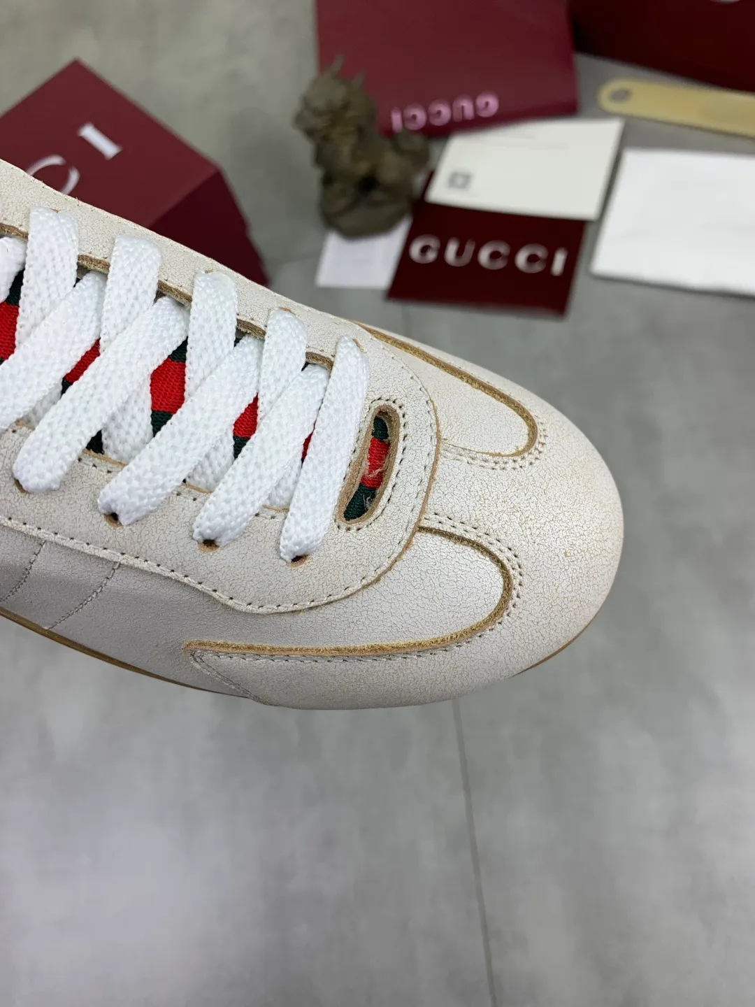 Men's shoes 💰P542 💰[New model] 🆘 The latest model from Gucci's official website 🎁Classic casual and fashionable men's shoes 👟Breaking hot model 💥The style is simple and elegant, exclusive for trendy men. Unique official website's latest brand elements 👑Gucci original decoration, fashionable and generous, the fabric is made of original soft calfskin➕Comfortable soft pigskin lining ✅The official website specifies wear-resistant rubber outsole_full of elasticity, classic model taken in real life🎬Color: 5️⃣colors available😍Number: 35-44